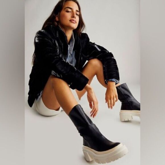 EQUITARE Women's Black Arlene Boots Black with White Sole - Picture 1 of 8